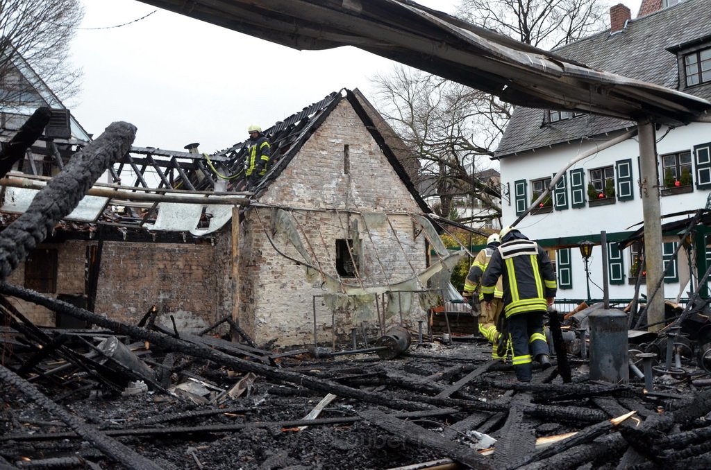 Feuer 3 Zum Treppchen Koeln Rodenkirchen Kirchstr Steinstr P344.JPG - Miklos Laubert